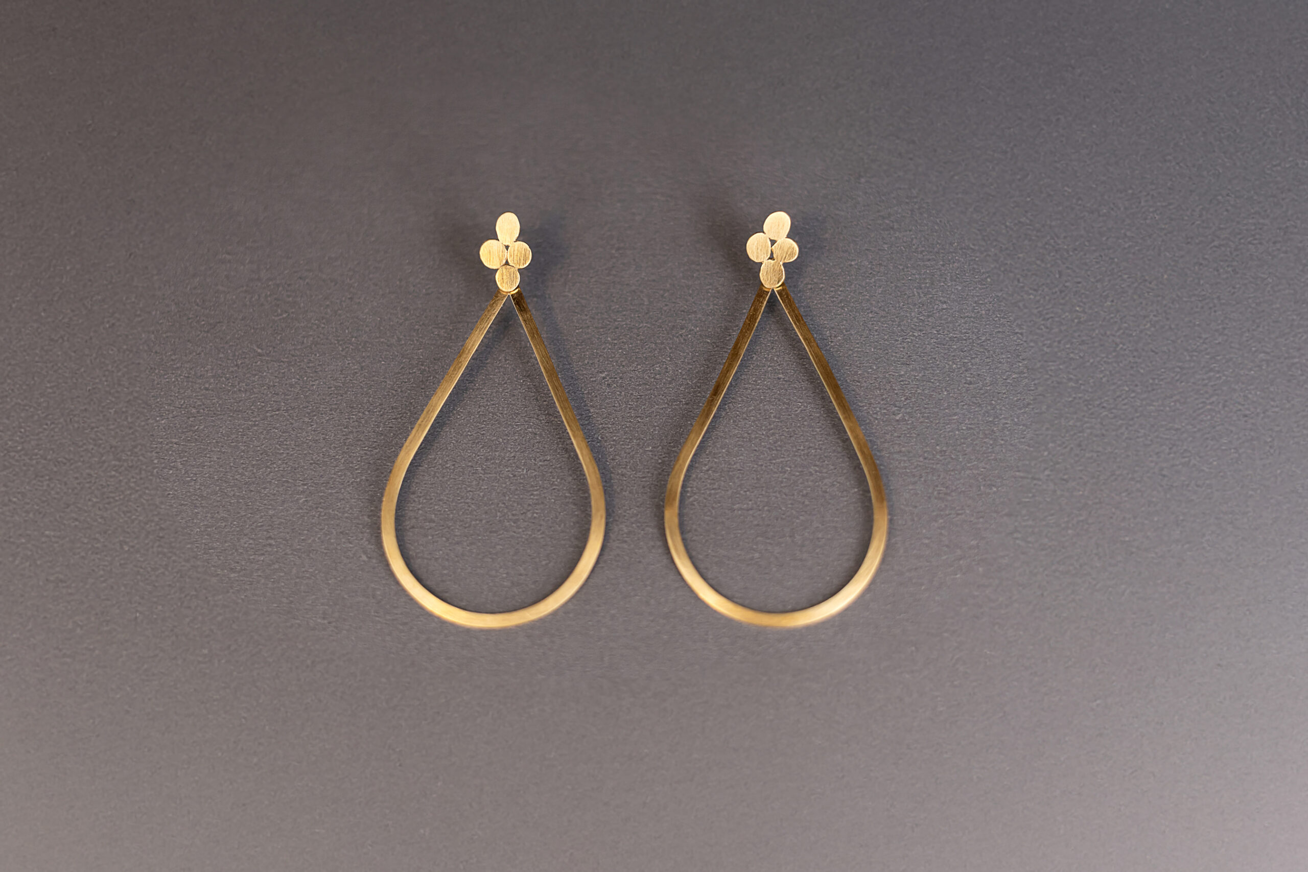 Brinco Gota de Ouro Grande - Imagem 3