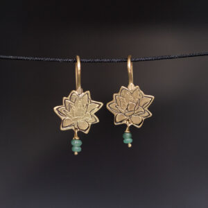 Brinco Charme Floral (Flor de Lótus)
